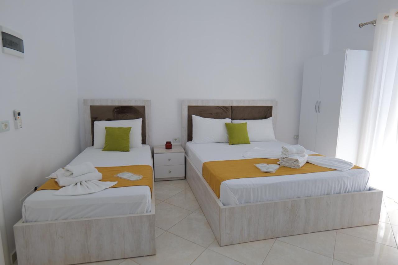Seahorse Hotel Ksamil Exterior photo